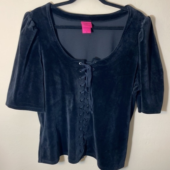 Torrid size 3 BETSEY JOHNSON BLACK VELVET PUFF SLEEVE CORSET TOP - Picture 5 of 8